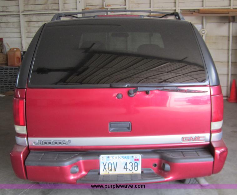 image for item 3416 2000 GMC Jimmy SLE SUV