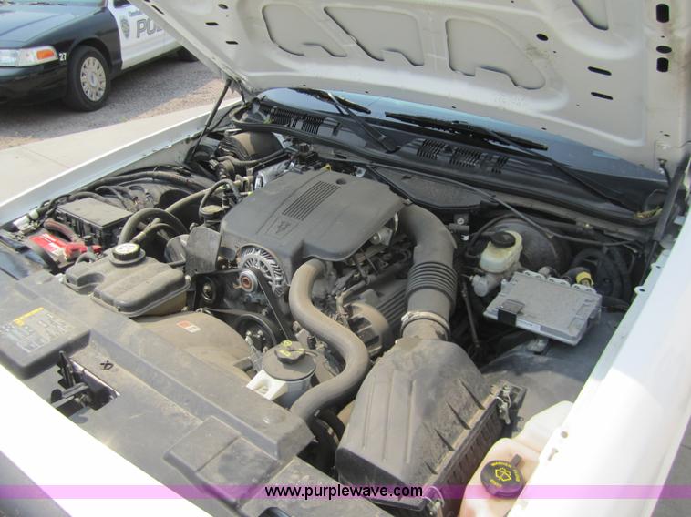 image for item 3418 2005 Ford Crown Victoria Police Interceptor