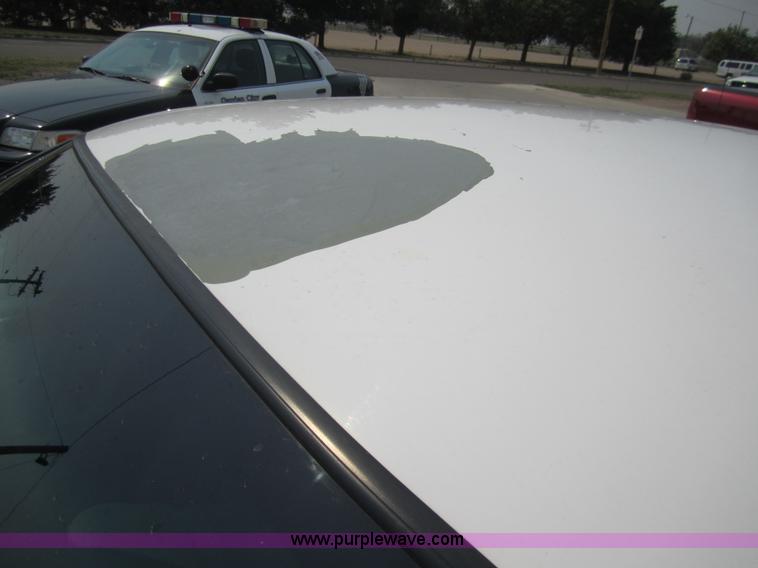 image for item 3418 2005 Ford Crown Victoria Police Interceptor