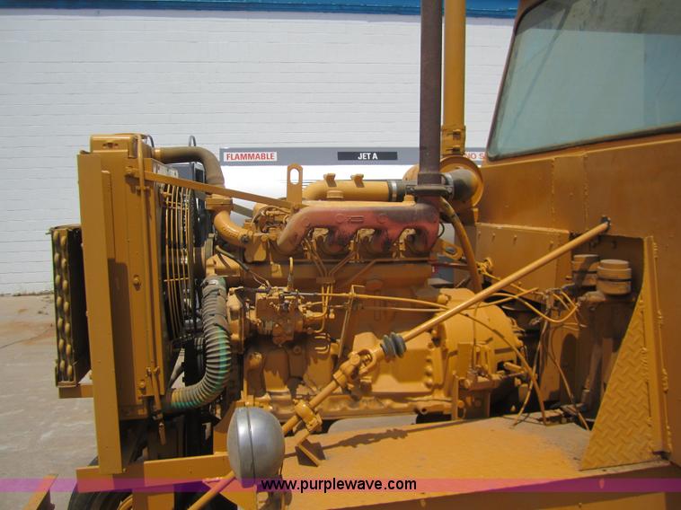 image for item 3440 Self propelled street sweeper