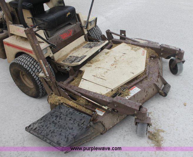 image for item 6323 Grasshopper 725 lawn mower