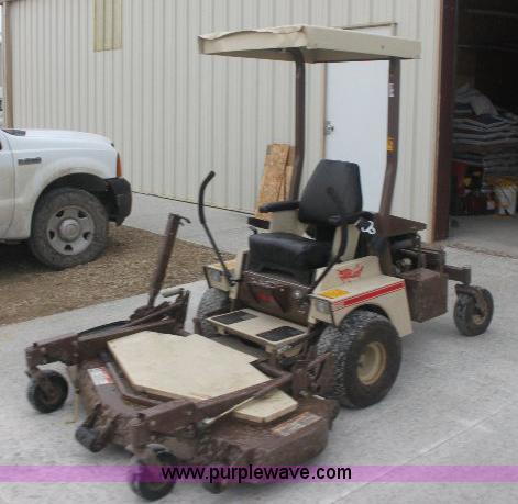 image for item 6324 Grasshopper 725 lawn mower