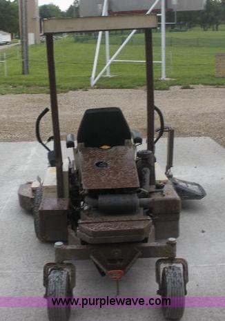image for item 6324 Grasshopper 725 lawn mower