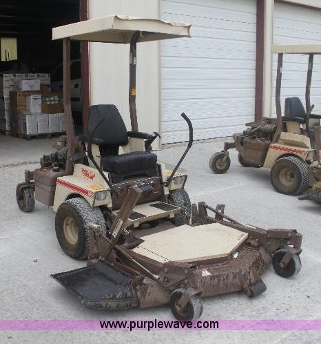 image for item 6324 Grasshopper 725 lawn mower