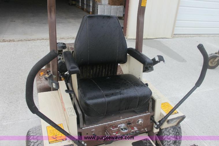 image for item 6324 Grasshopper 725 lawn mower