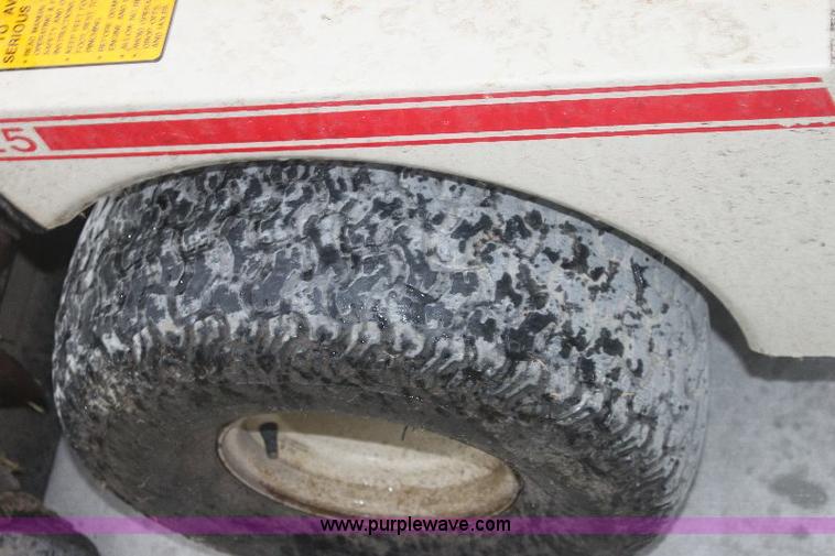 image for item 6324 Grasshopper 725 lawn mower