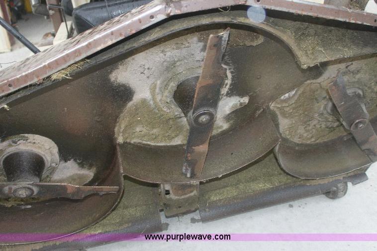 image for item 6324 Grasshopper 725 lawn mower