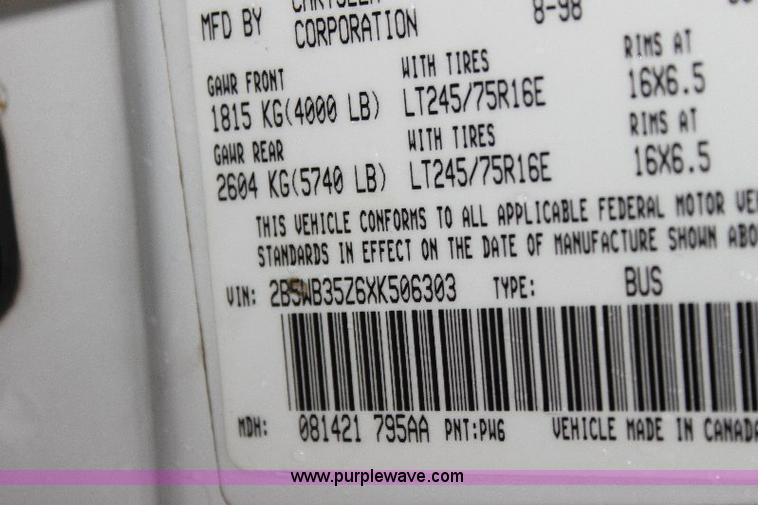 image for item 6326 1999 Dodge B3500 Ram Wagon van