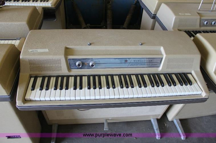 image for item 6328 Wurlitzer key note visualizer instructional pianos