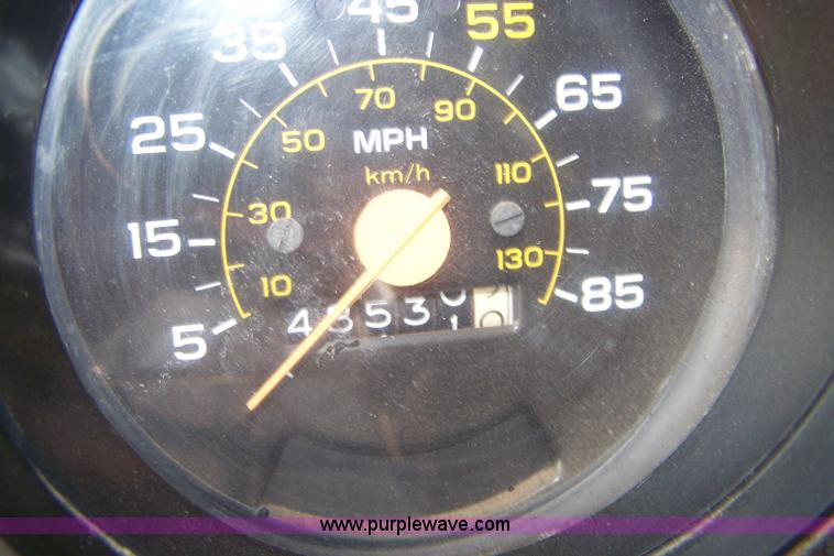 image for item 7319 1985 Chevrolet Kodiak oil spray truck