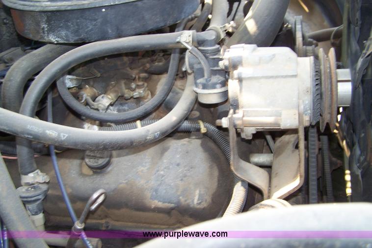 image for item 7319 1985 Chevrolet Kodiak oil spray truck