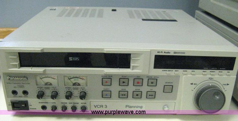 image for item 8005 Assorted VHS players