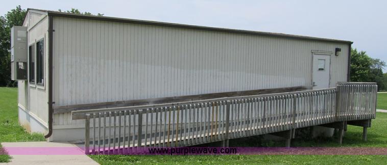 image for item A1001 1998 Satellite mobile classroom