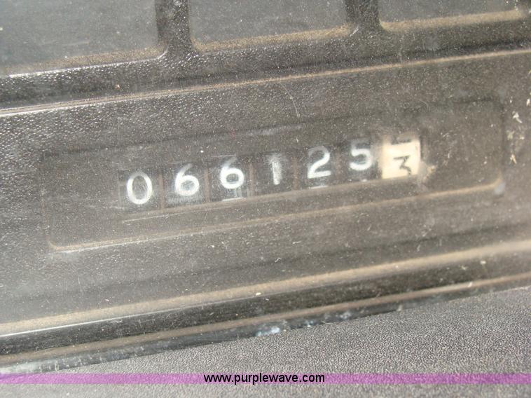 image for item A1004 1988 Chevrolet C1500 Cheyenne pickup truck