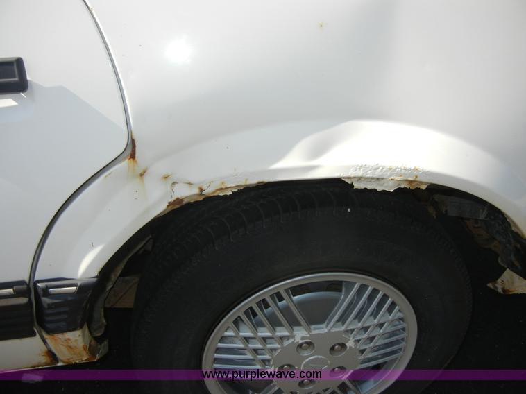 image for item A3002 1991 Pontiac 6000 LE Safari station wagon