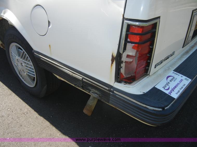 image for item A3002 1991 Pontiac 6000 LE Safari station wagon