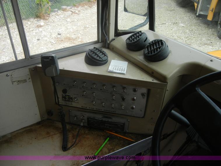 image for item A3003 1993 International 3700 Blue Bird 37' bus