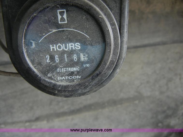 image for item A3003 1993 International 3700 Blue Bird 37' bus