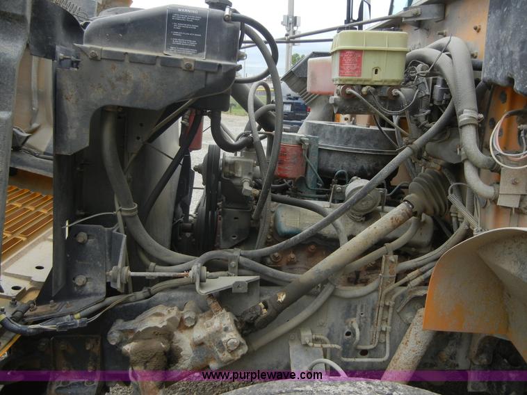 image for item A3003 1993 International 3700 Blue Bird 37' bus