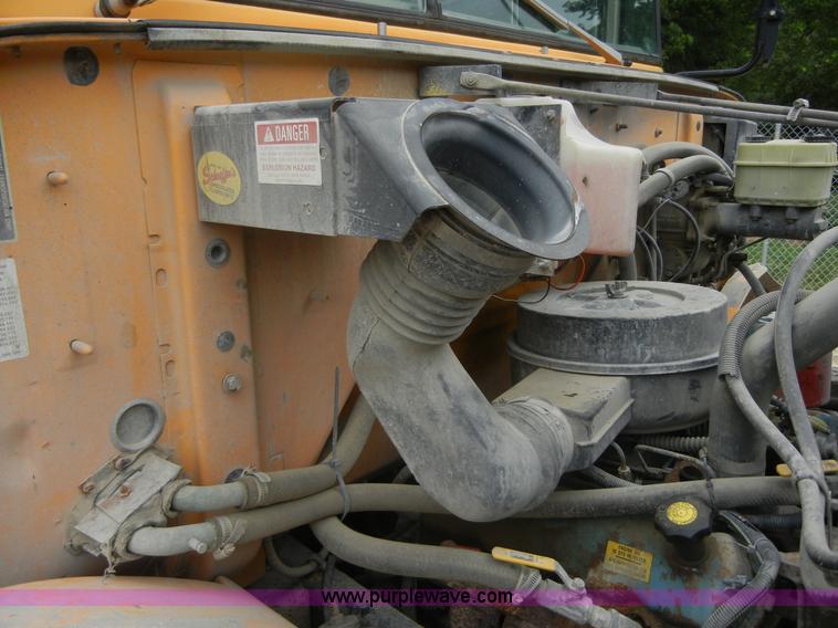 image for item A3003 1993 International 3700 Blue Bird 37' bus