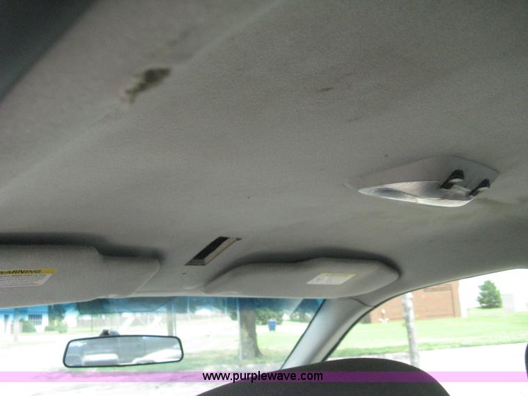 image for item A4252 2003 Ford Crown Victoria Police Interceptor