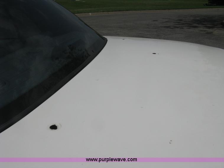 image for item A4252 2003 Ford Crown Victoria Police Interceptor