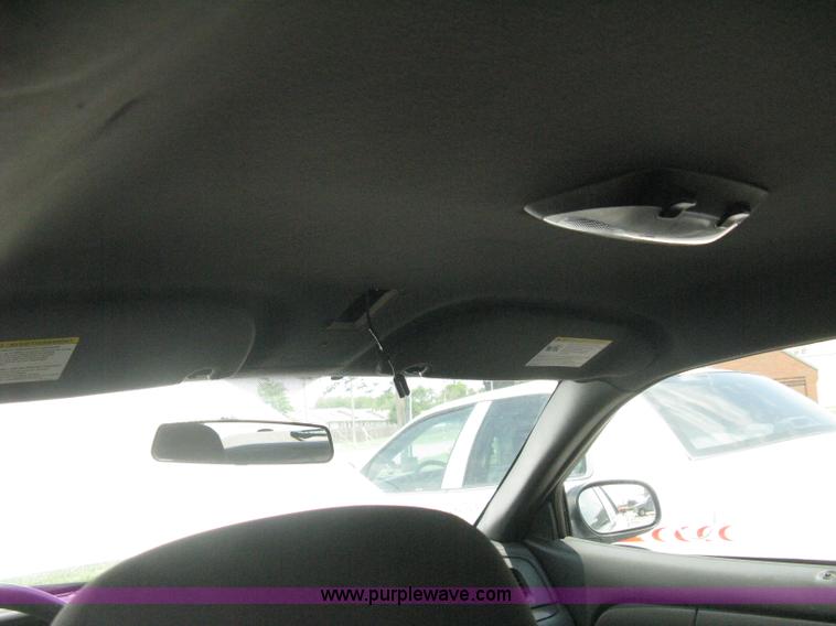 image for item A4253 2005 Ford Crown Victoria Police Interceptor