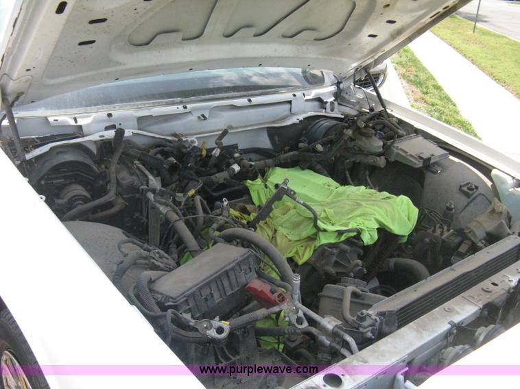 image for item A4253 2005 Ford Crown Victoria Police Interceptor