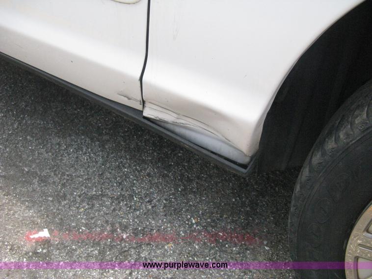 image for item A4253 2005 Ford Crown Victoria Police Interceptor