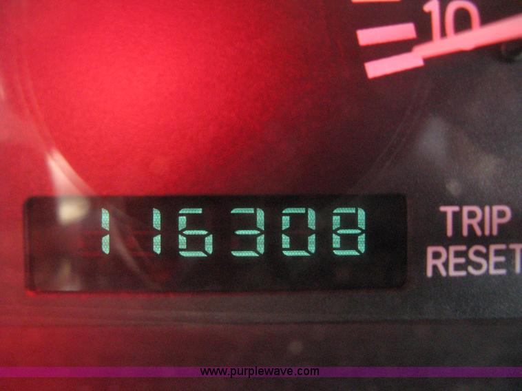 image for item A4264 1998 Jeep Cherokee SE SUV