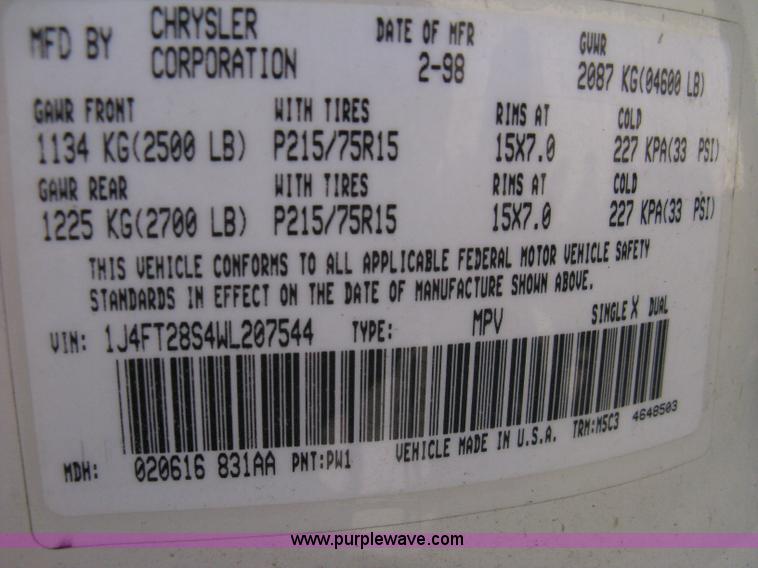 image for item A4264 1998 Jeep Cherokee SE SUV