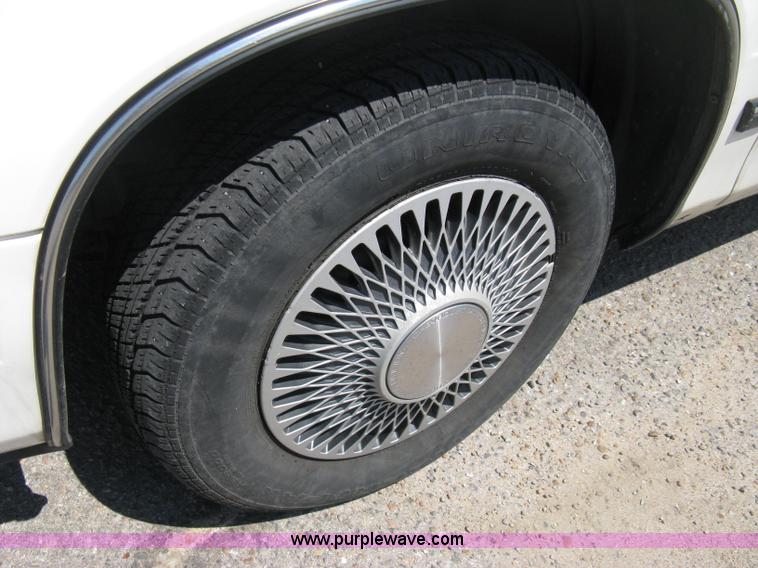 image for item A4266 1992 Chevrolet Lumina