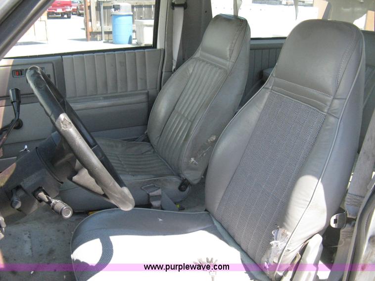 image for item A4269 1992 Chevrolet S10 Blazer SUV