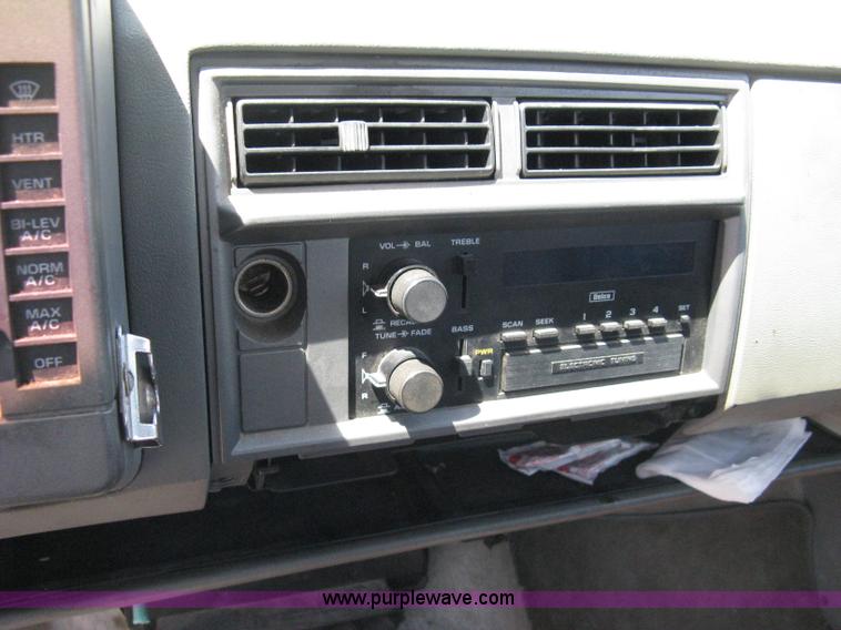 image for item A4269 1992 Chevrolet S10 Blazer SUV