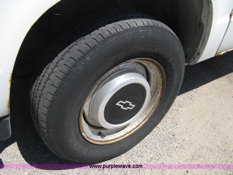 image for item A4269 1992 Chevrolet S10 Blazer SUV