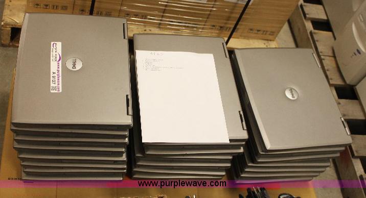 image for item A9127 (22) Dell D505 laptops