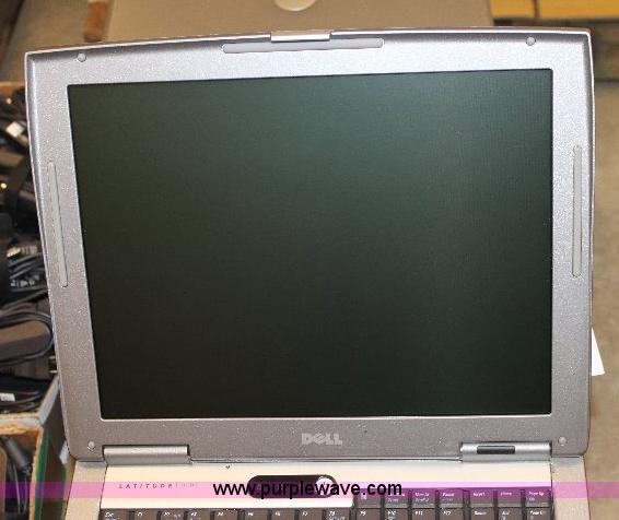image for item A9128 (22) Dell D505 laptops