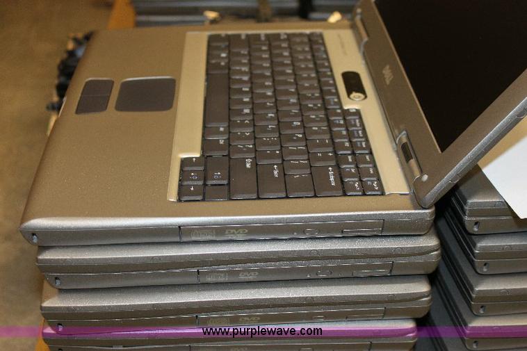 image for item A9128 (22) Dell D505 laptops