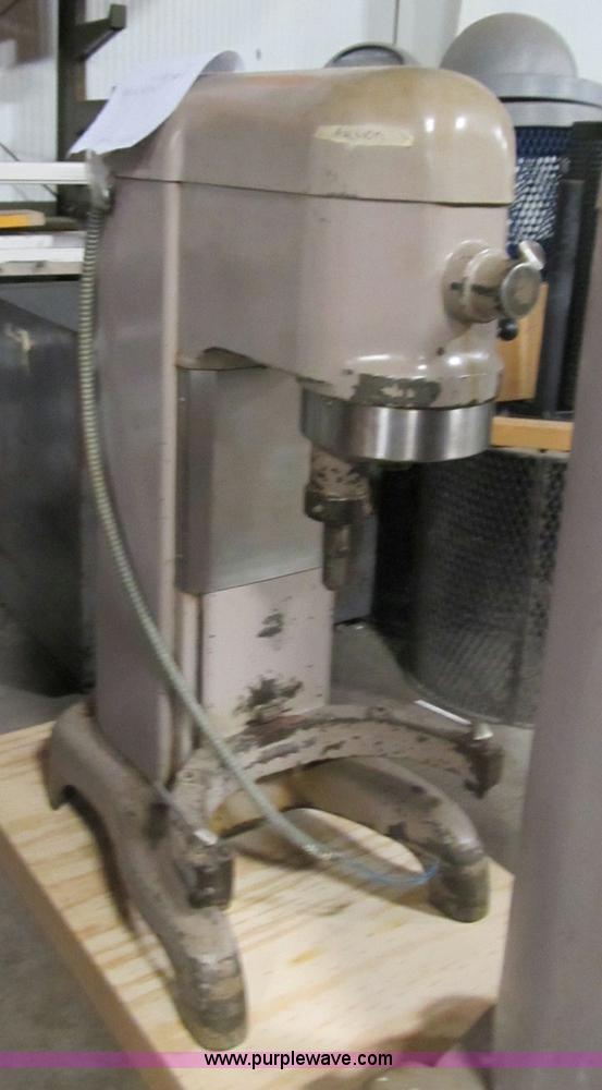 image for item A9613 Hobart H-600 mixer