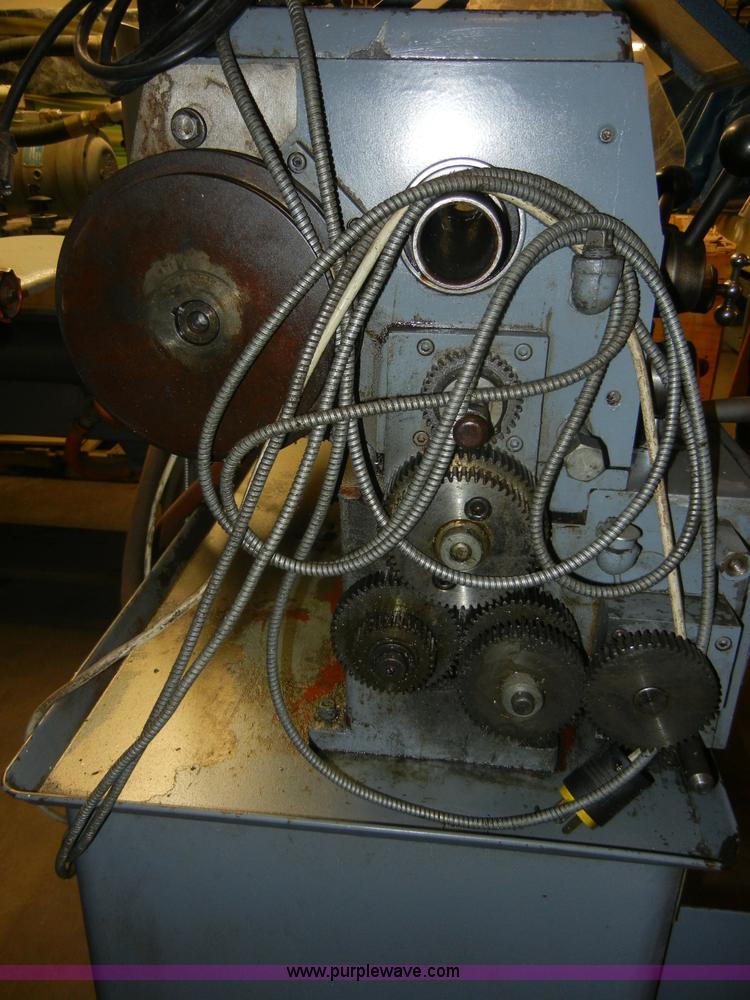 image for item A9868 1990 Standard-modern 1133 lathe