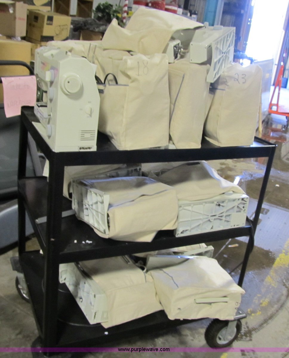 (16) Bernina 1005 sewing machines in Des Moines, IA Item A9610 sold