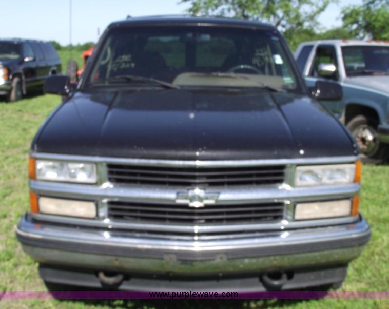 image for item 5582 1995 Chevrolet Tahoe K1500 LT SUV