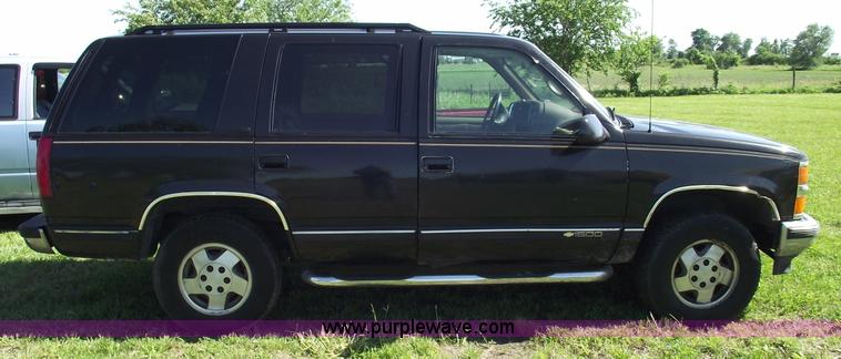 image for item 5582 1995 Chevrolet Tahoe K1500 LT SUV