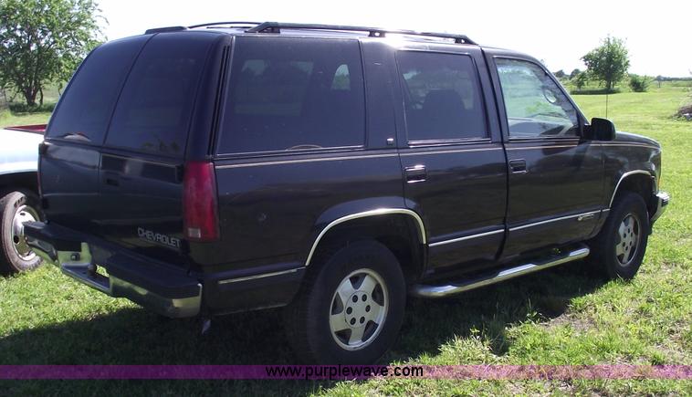 image for item 5582 1995 Chevrolet Tahoe K1500 LT SUV