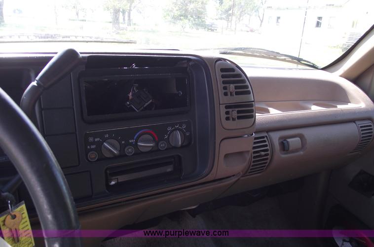 image for item 5582 1995 Chevrolet Tahoe K1500 LT SUV