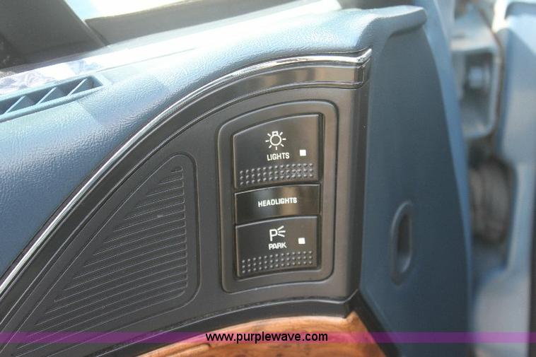 image for item 6232 1992 Buick LeSabre Limited