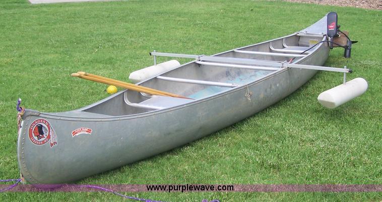 image for item 7347 Osagian 17' aluminum canoe