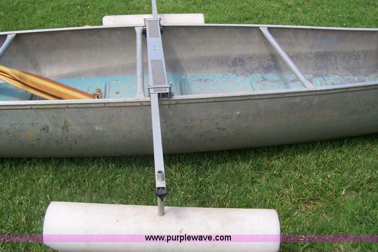 image for item 7347 Osagian 17' aluminum canoe