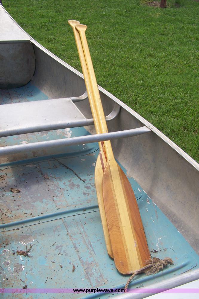 image for item 7347 Osagian 17' aluminum canoe
