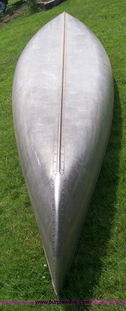 image for item 7347 Osagian 17' aluminum canoe
